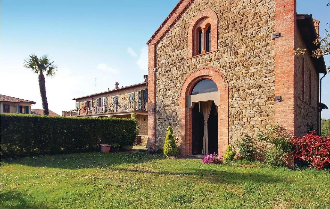 Apt, 10 Querce  0*, Querce (Lucca) Italy